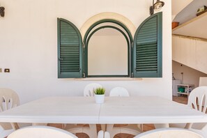 Outdoor dining - 3388 Scali di Leuca by Barbarhouse (Castrignano del Capo)