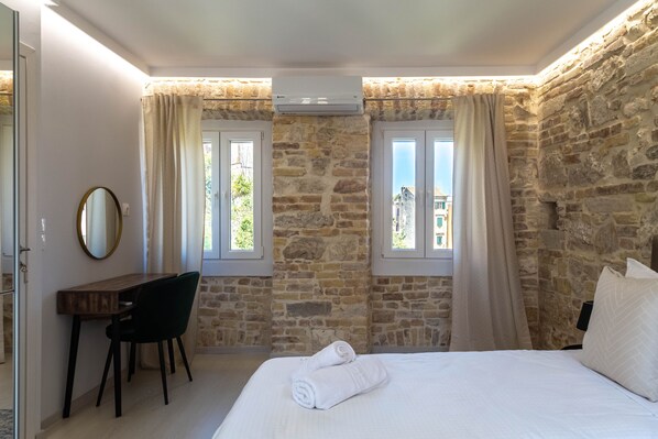 Deluxe Apartment | 1 bedroom, free WiFi - Castello Nuovo Suite by CorfuEscapes (Corfu)