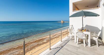 3386 Un Sogno sul Mare by Barbarhouse