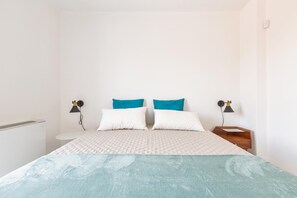 2 bedrooms