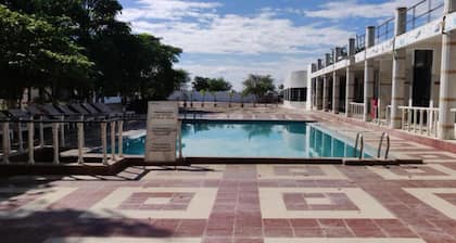 Etranger Resorts