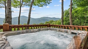 室外 SPA 浴池