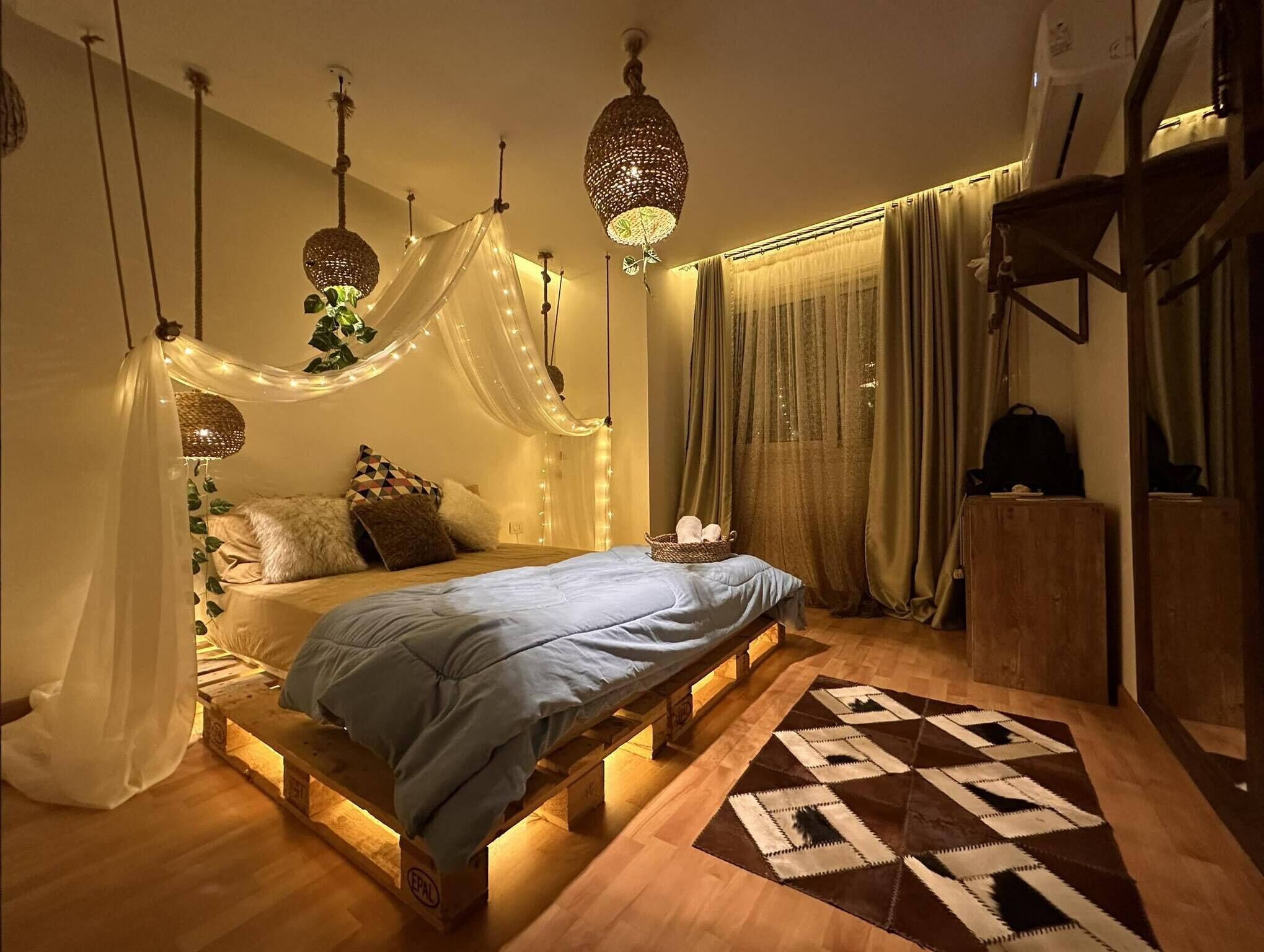 1 bedroom, WiFi, bed sheets