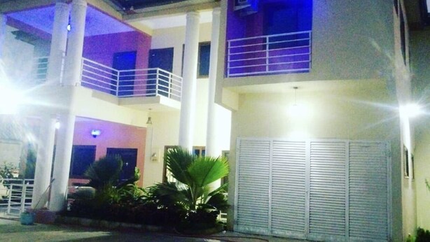 Exterior - Accra Royal Hotel (Accra)