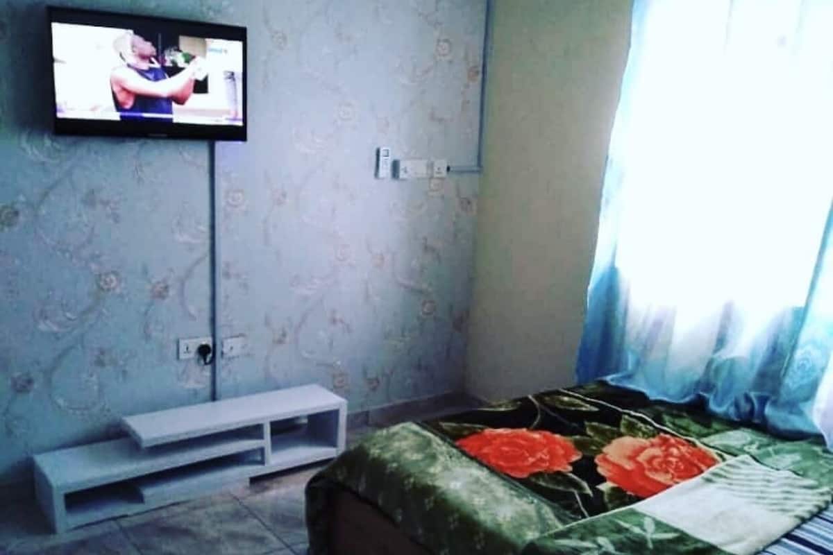 In-room safe, laptop workspace, soundproofing, iron/ironing board