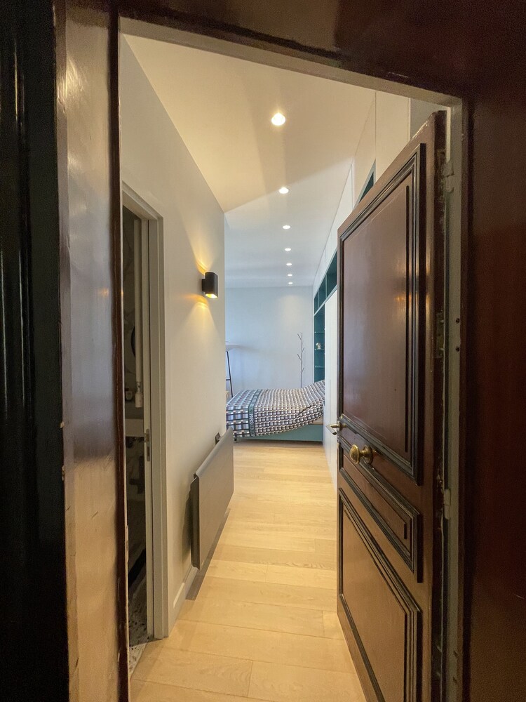 Cozy Studio Near Champs-élysées - Paris | Vrbo