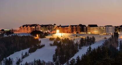 Snowshoe Village SLEEPS 6- Rimfire Lodge, Ski-In/Out, 1-Bedroom "PLUS" Condo