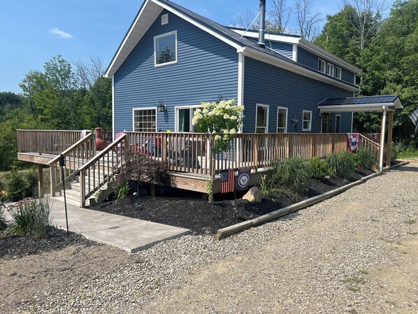Exterior - Cozy newly remodeled private home just 10 mins from Ellicottville.  (Franklinville)
