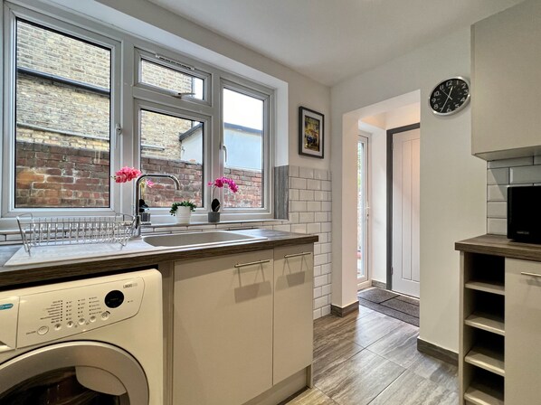 Familien-Stadtwohnung | Eigene Küche