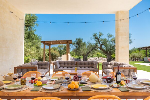 Outdoor dining - 3517 Tenuta Venti Pamaridi by Perle di Puglia (Ostuni)