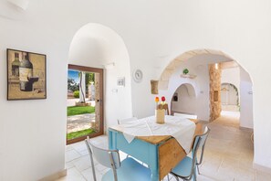Ferienhaus | Esszimmer