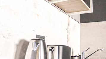 Studio Suite | Bếp riêng | Tủ lạnh nhỏ, lò vi sóng, bếp nấu, dụng cụ pha cà phê/trà