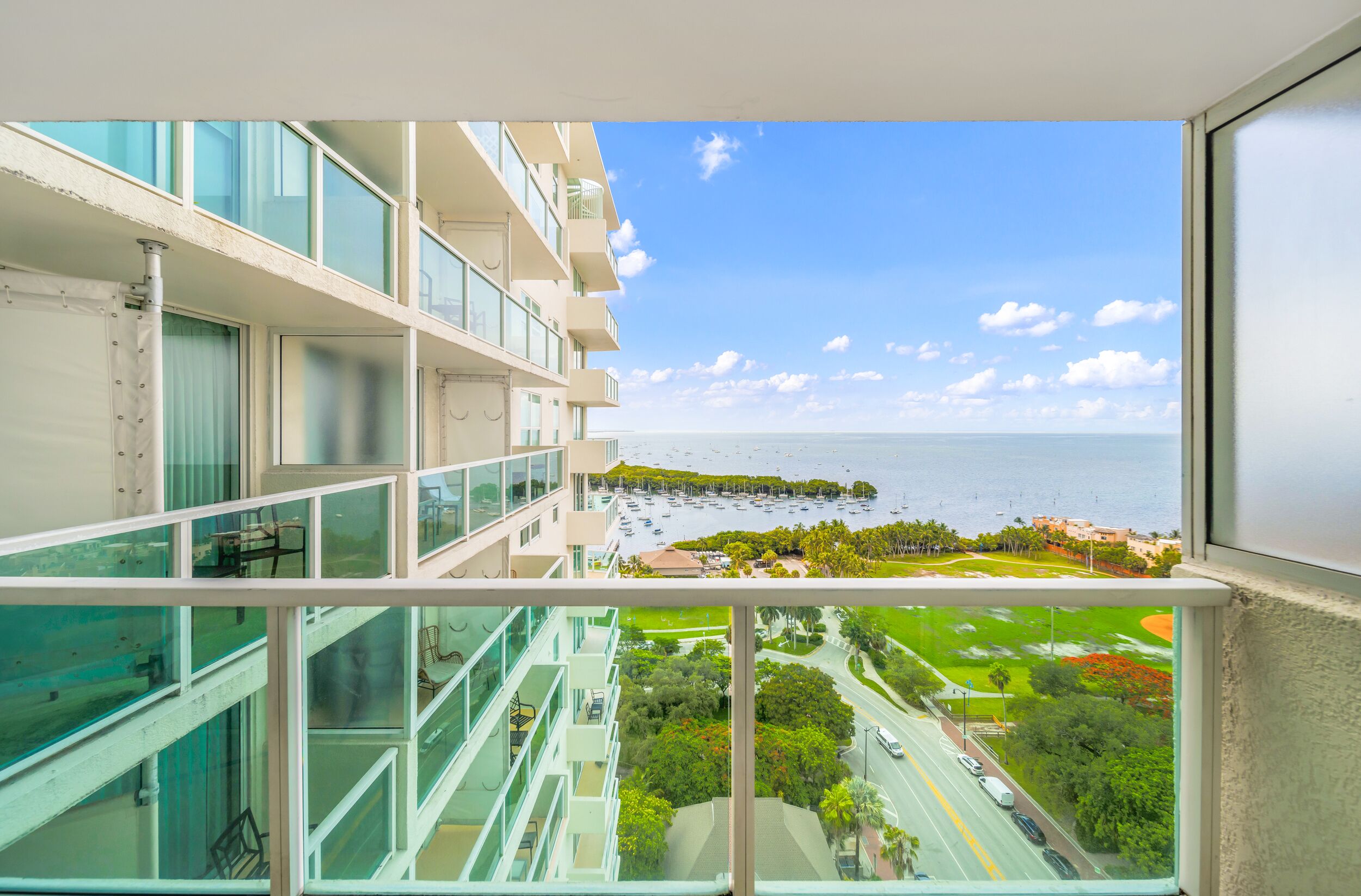 基础公寓, 1 张特大床和 1 张沙发床 | 1 多间卧室  、办公桌、熨斗/熨衣板、免费 WiFi