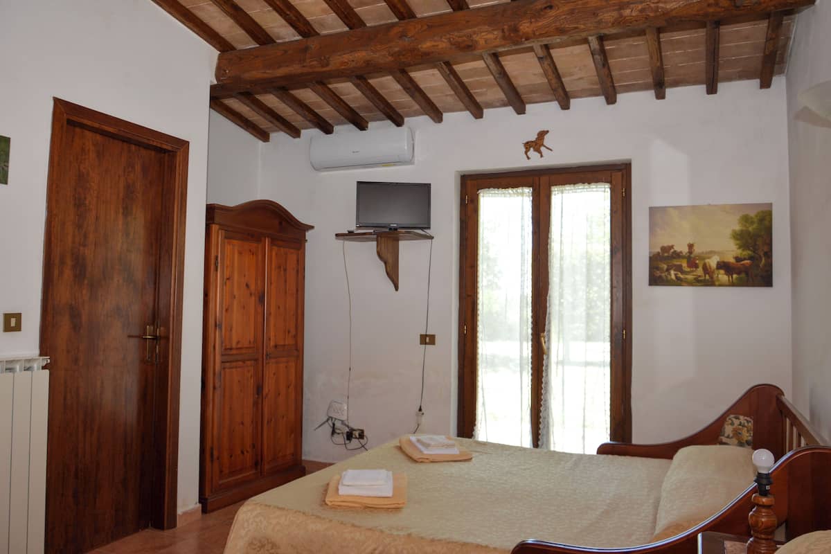 Traditional Stüdyo | 1 yatak odası, masa, ücretsiz kablosuz İnternet