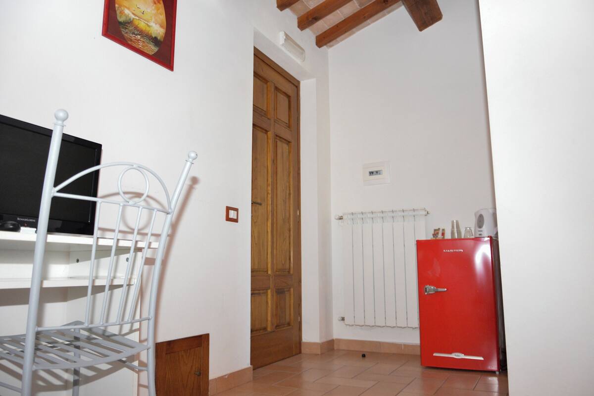 Habitación doble tradicional | Escritorio y wifi gratis