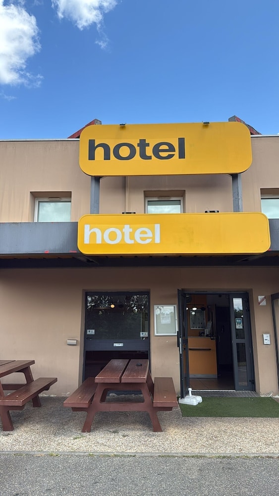 Unisotel Bollene Ex Formule 1 - Bollène