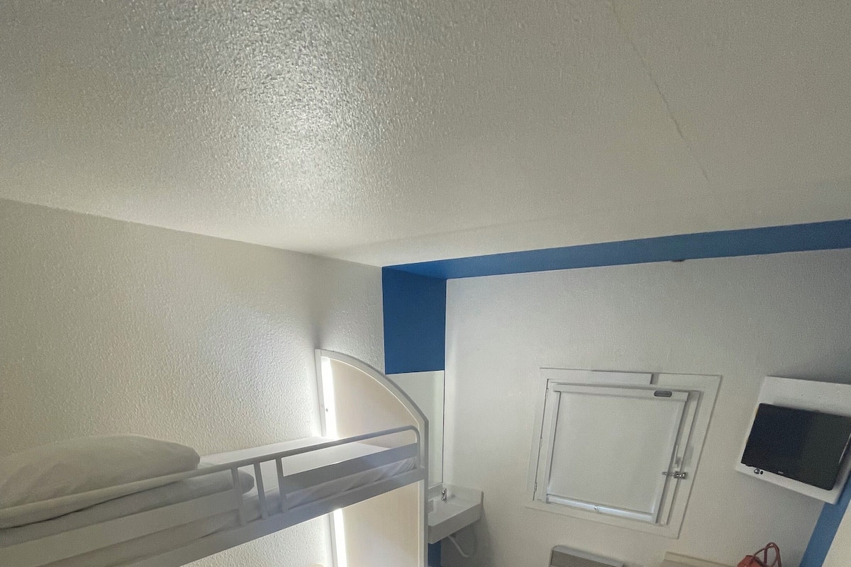 1 bedroom, free WiFi