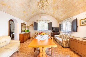 House | Living area - 3584 Trullo Kalia by Barbarhouse (San Michele Salentino)