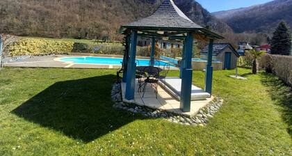 Gîte de Groupe, 24 Personnes Idéal Pour vos Réunion Familiale, Entre Amis !!!