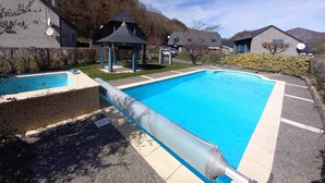 温水プール