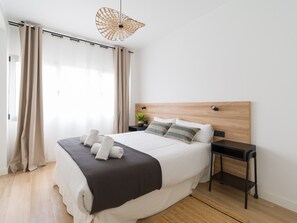Iron/ironing board, free WiFi, bed sheets - Pascal Home By CanariasGetaway (Las Palmas de Gran Canaria)