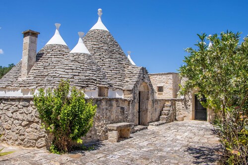 3598 Trullo Yoram by Perle di Puglia