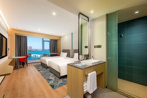 Standard Room, 2 Twin Beds, Lake View | Desk, blackout drapes, soundproofing, free WiFi - Holiday Inn Express Suzhou Fenhu by IHG (Suzhou)