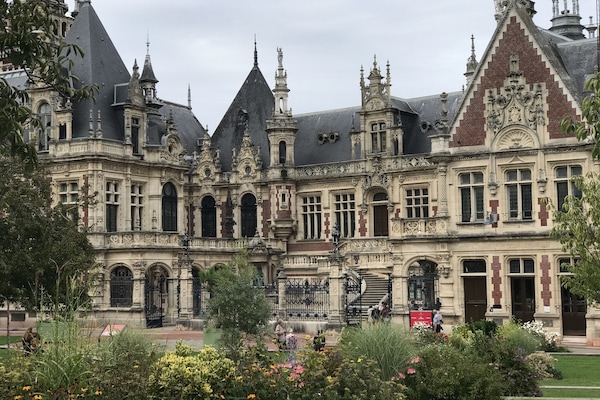 Vous séjournerez à 500 mÚtres du Palais Bénédictine.