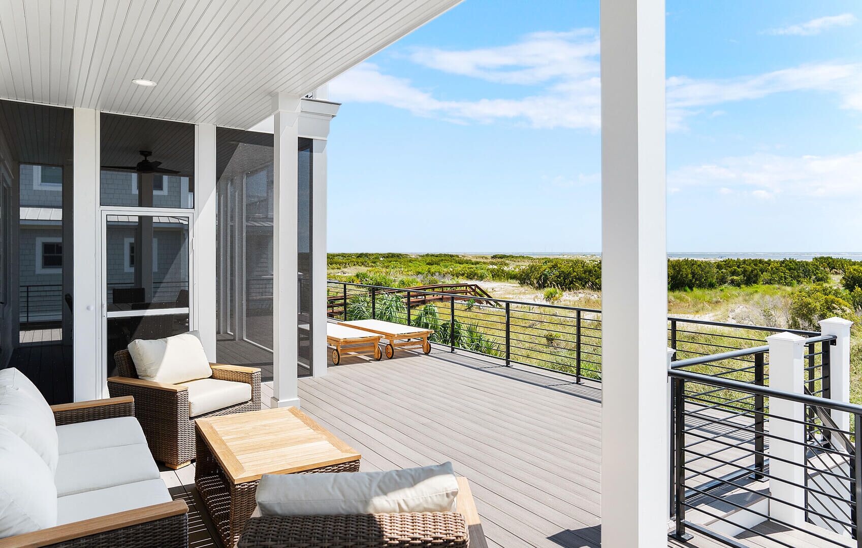 Ferienhaus, Mehrere Betten, Terrasse, Meerblick | Unterkunftsgelände