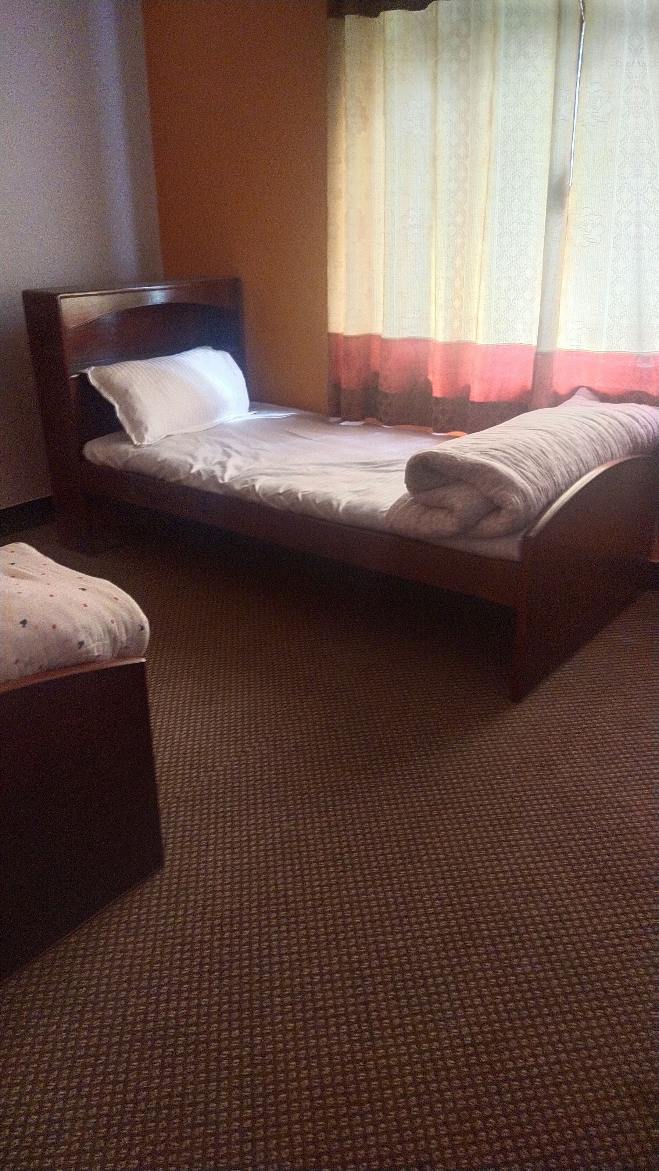 3 chambres, fer et planche à repasser, Wi-Fi, draps fournis