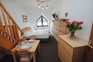 Deluxe-Suite | Schreibtisch, kostenloses WLAN, Bettwäsche