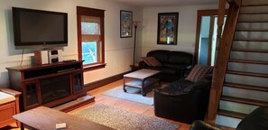 Living area - Bugalicious Bungalow with 3 bedrooms and 2 bathrooms and a short walk into EVL. (Ellicottville)