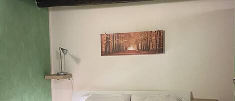 2 quartos, ferros/tábuas de passar roupa, Wi-Fi, roupa de cama