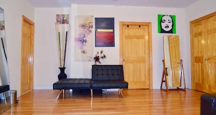 Spacious 2 Bedroom Apartment - Minutes to NY-Presbyterian Hospital