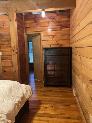 2 soverom, wi-fi og sengetøy