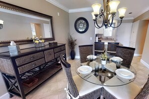 Condo (White Sands & Ocean Waves Bld 5 2nd f) | Exterior - White Sands & Ocean Waves Bld 5 2nd fl (Siesta Key)