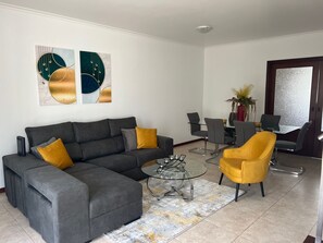 Smart TV, fireplace, printers