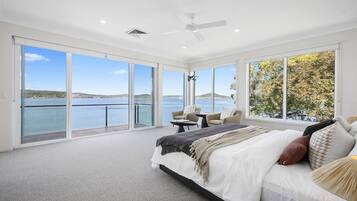 5 bedrooms, Internet, bed sheets