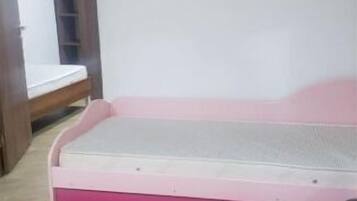 1 camera, una cassaforte in camera, Wi-Fi gratuito, lenzuola