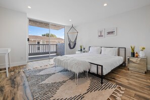 3 bedrooms, iron/ironing board, Internet, bed sheets