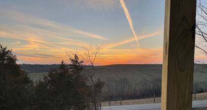 100 Acre Relaxing Retreat Near ARK- The Woodlands