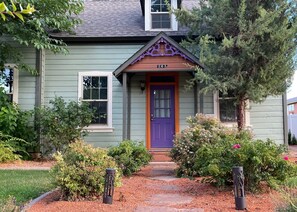 Exterior detail - Vintage Charm in the Heart of Southern Utah (Kanab)