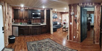 Refrigerador, cafetera/tetera, tetera/pava eléctrica, tostadora