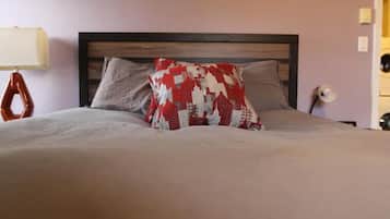 2 habitaciones, escritorio, tabla de planchar con plancha y wifi gratis