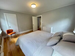 2 chambres, bureau, fer et planche à repasser, Wi-Fi gratuit