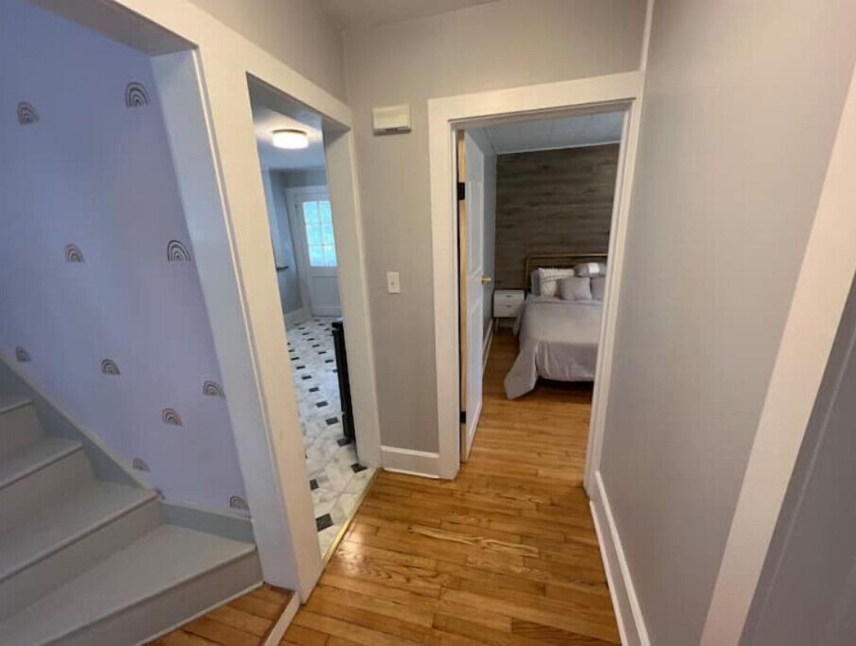 2 Schlafzimmer, Schreibtisch, Bügeleisen/Bügelbrett, kostenloses WLAN