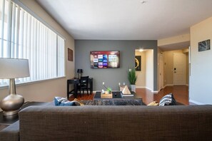 Smart-TV, kontorer og printere