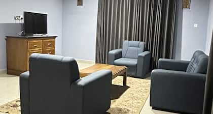 ACHIE SUITES
