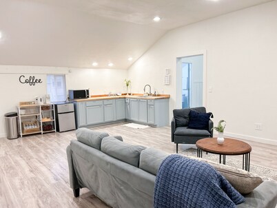 The Modern Cottage in Rural Lake Stevens