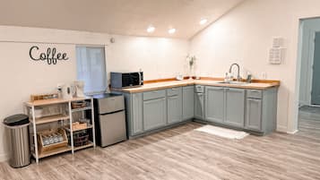 Fridge, microwave, coffee/tea maker, electric kettle